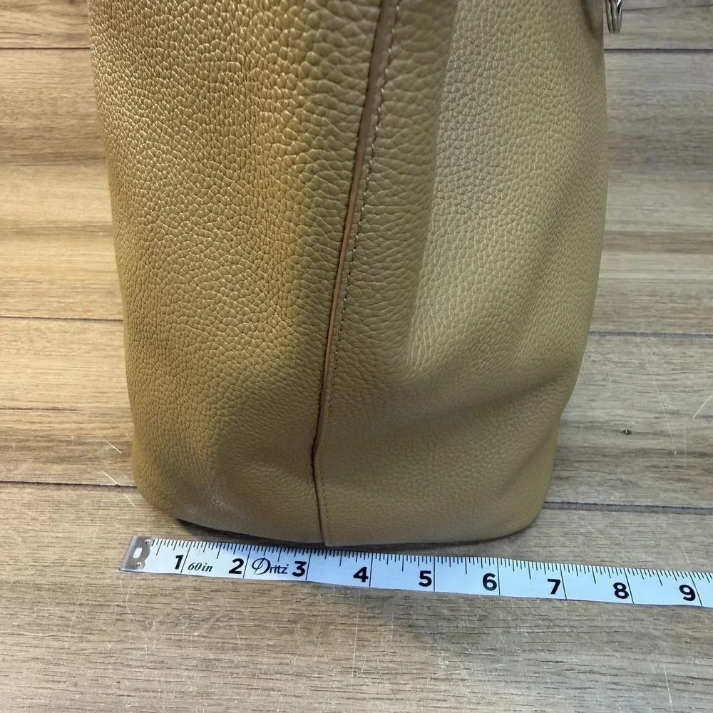 NWT Viola Castellani Tan Leather Hobo Bag Made in Italy Convertible Shopper Tote